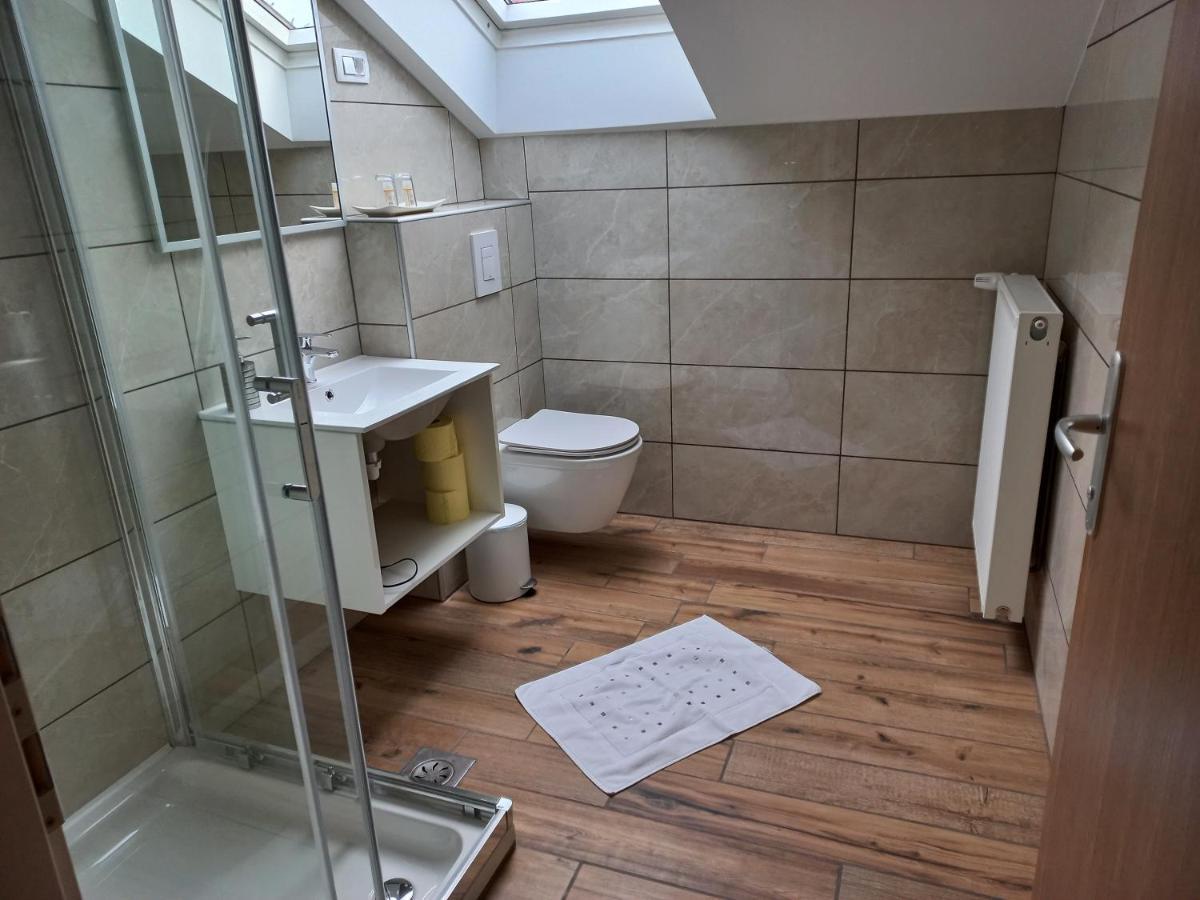 Sobe Levc Bed & Breakfast Мозирие Екстериор снимка