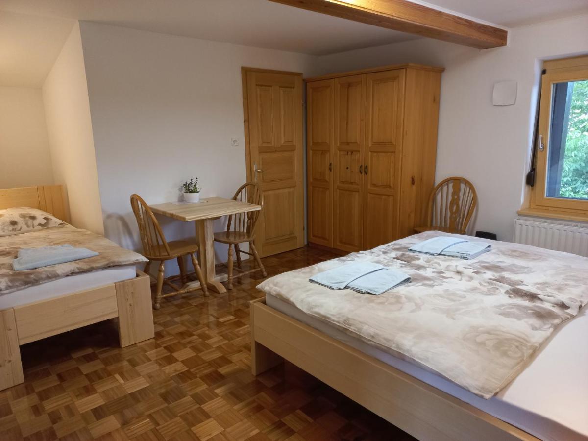 Sobe Levc Bed & Breakfast Мозирие Екстериор снимка