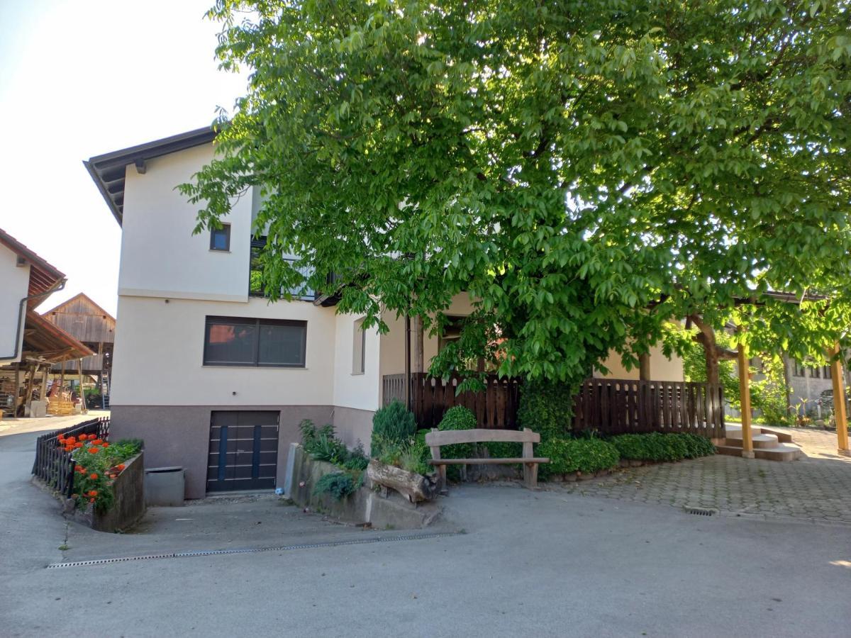 Sobe Levc Bed & Breakfast Мозирие Екстериор снимка