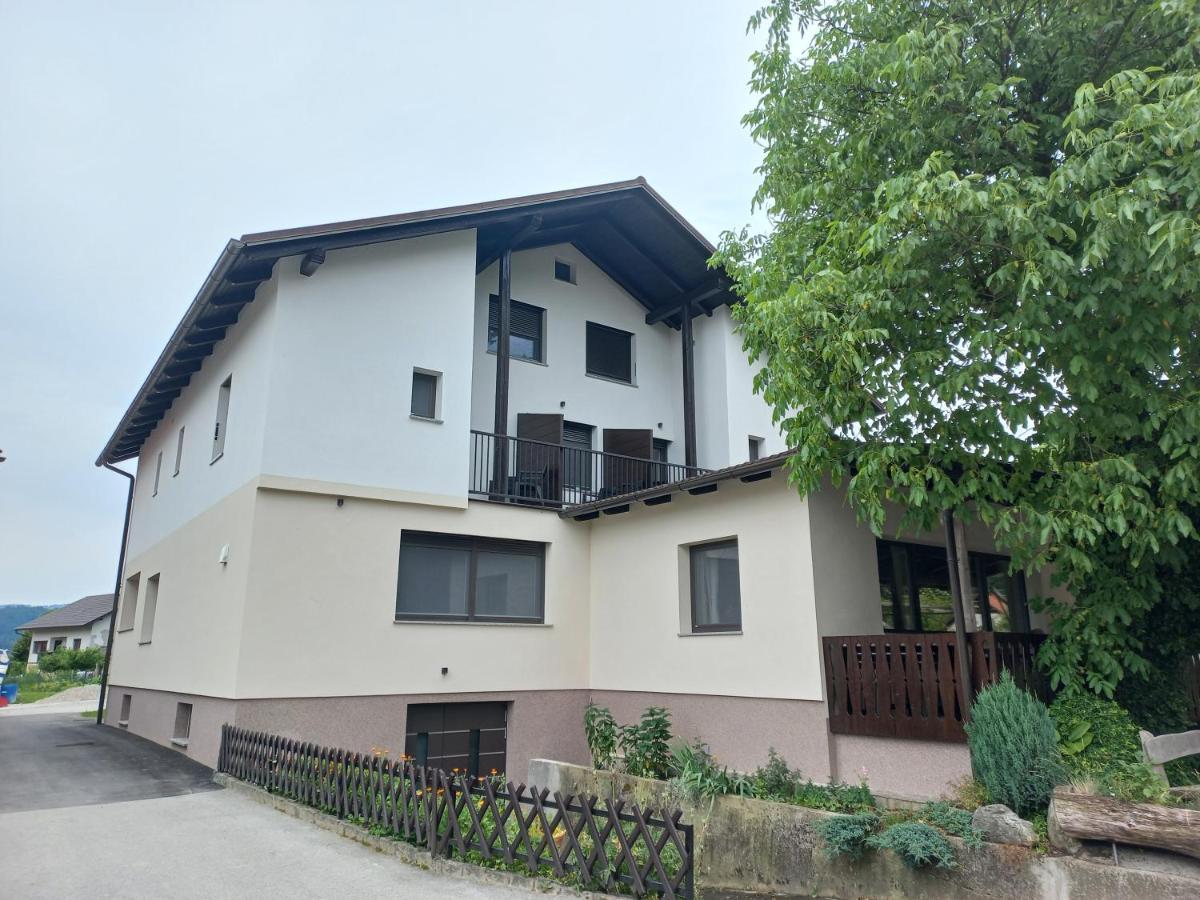 Sobe Levc Bed & Breakfast Мозирие Екстериор снимка